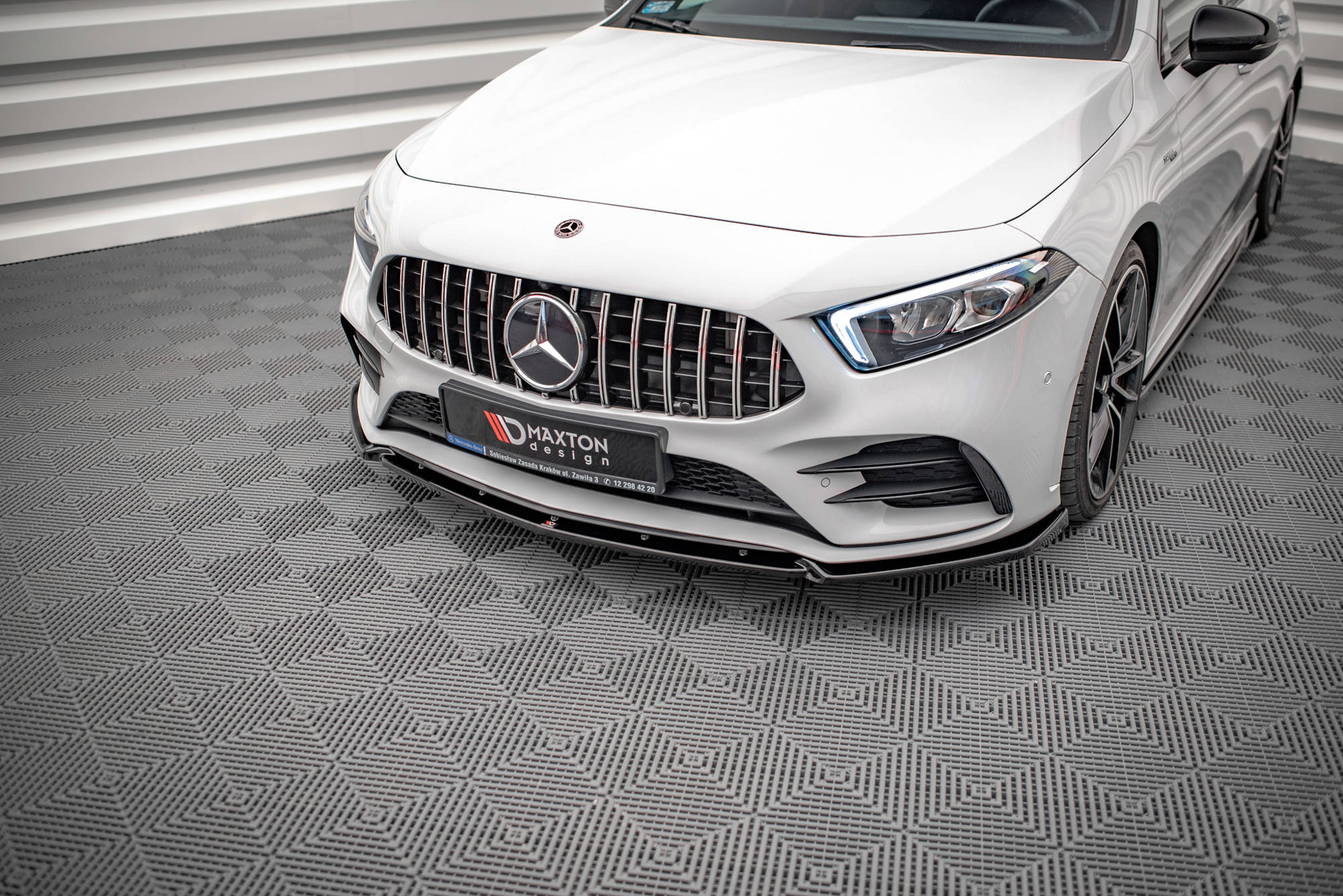 Front-Splitter-V.4-Mercedes-A35-AMG-/-AMG-Line-W177--GB