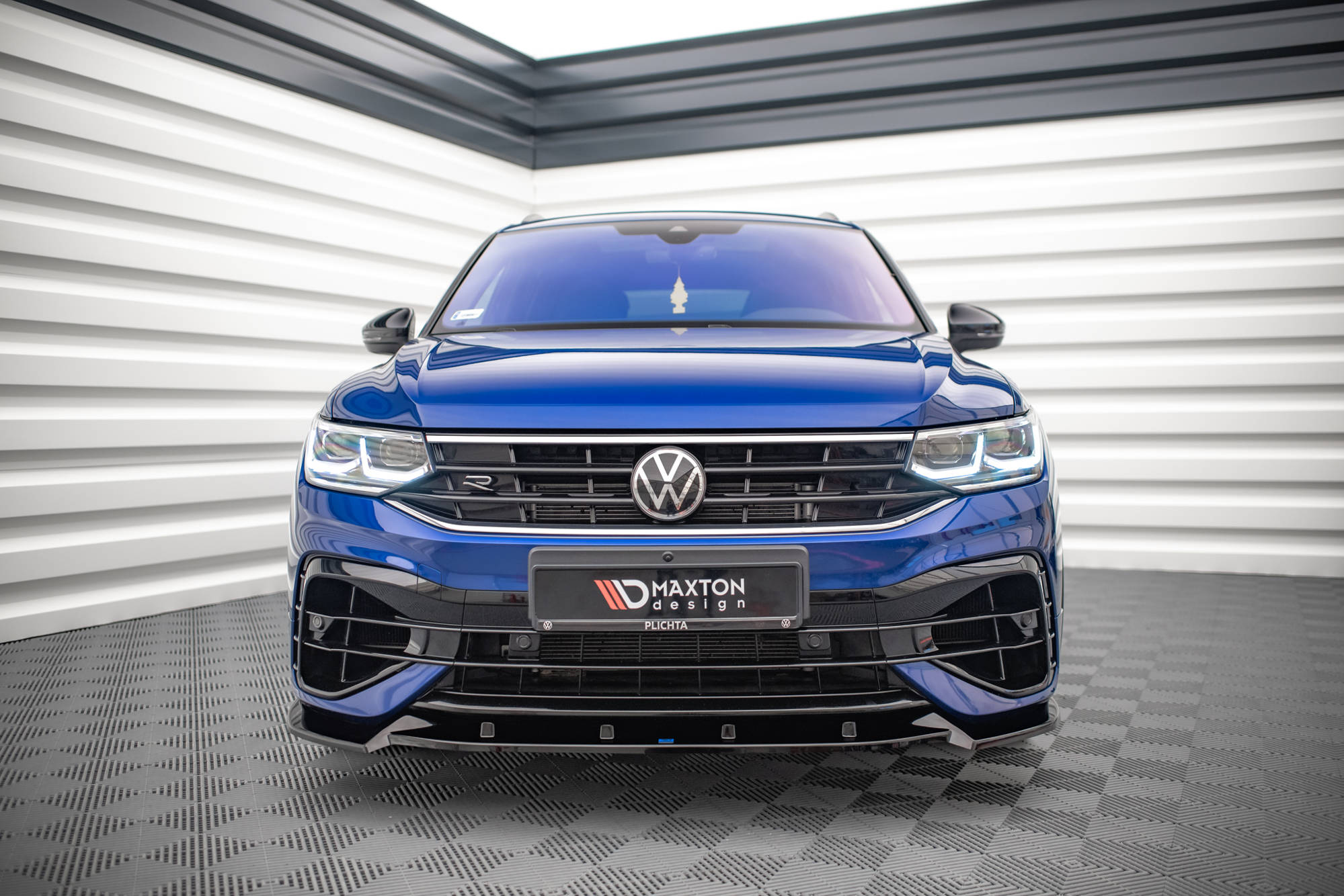 Front-Splitter-V.2-Volkswagen-Tiguan-R-MK2-Facelift-GB