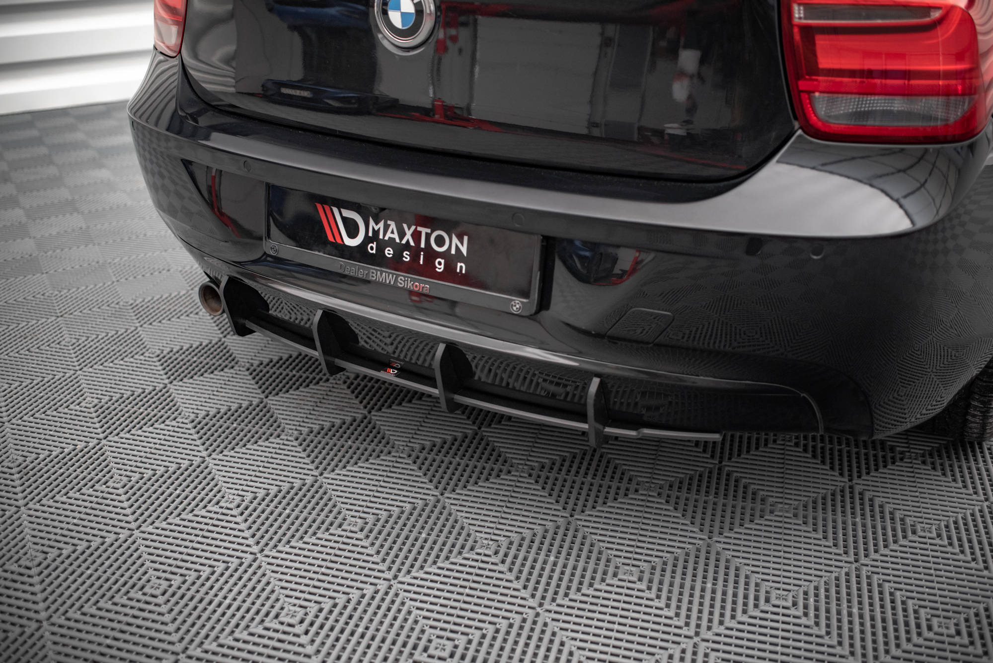Street-Pro-Rear-Diffuser-BMW-1-F20---Black