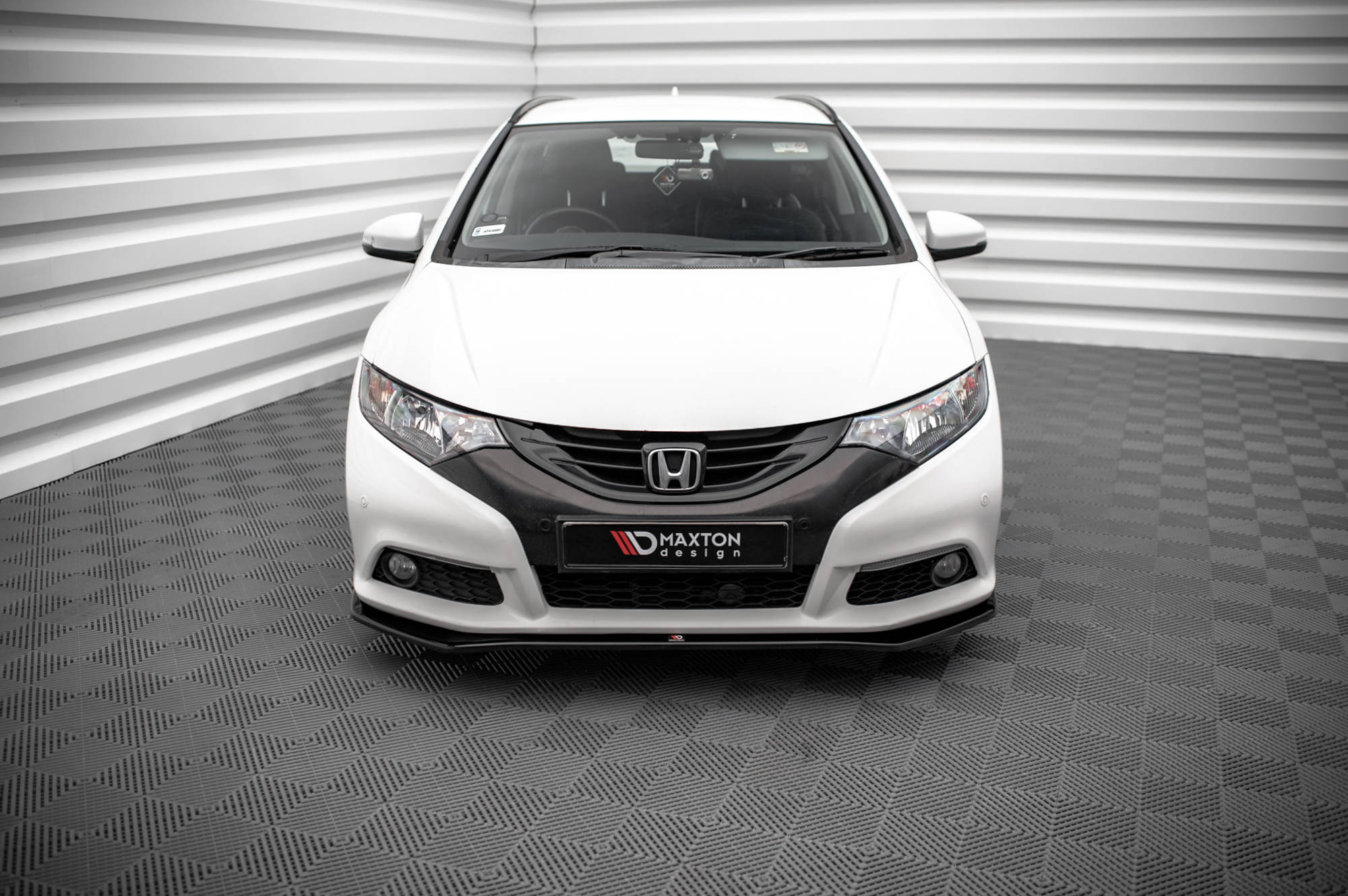 Front-Splitter-V.1-Honda-Civic-MK9---Gloss-Black