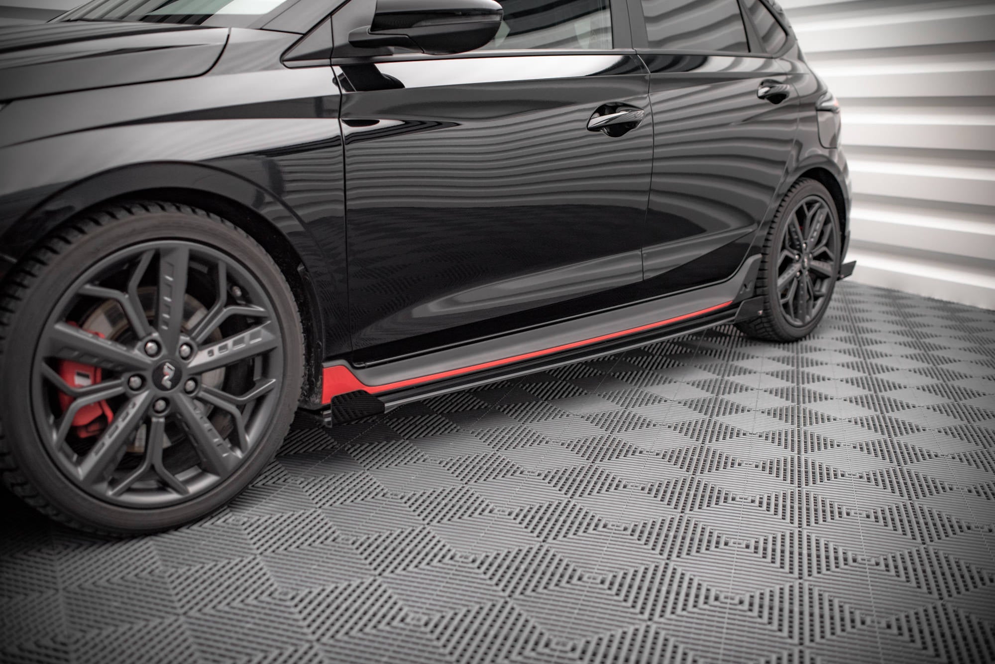 Street-Pro-Side-Skirts-Diffusers-+-Flaps-Hyundai-I20-N-MK3-G