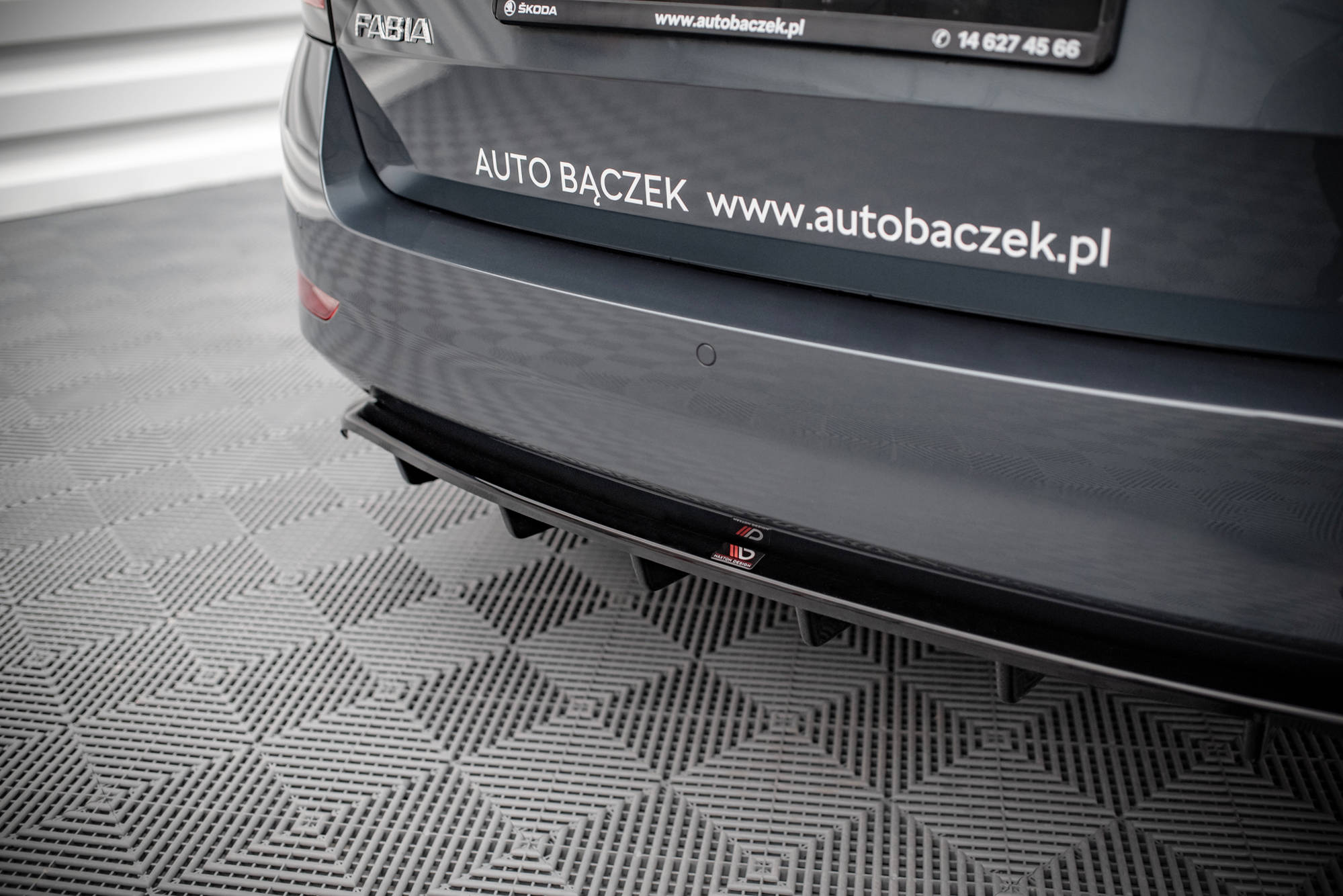 Central-Rear-Splitter-Skoda-Fabia-Combi-MK3-Facelift-GB