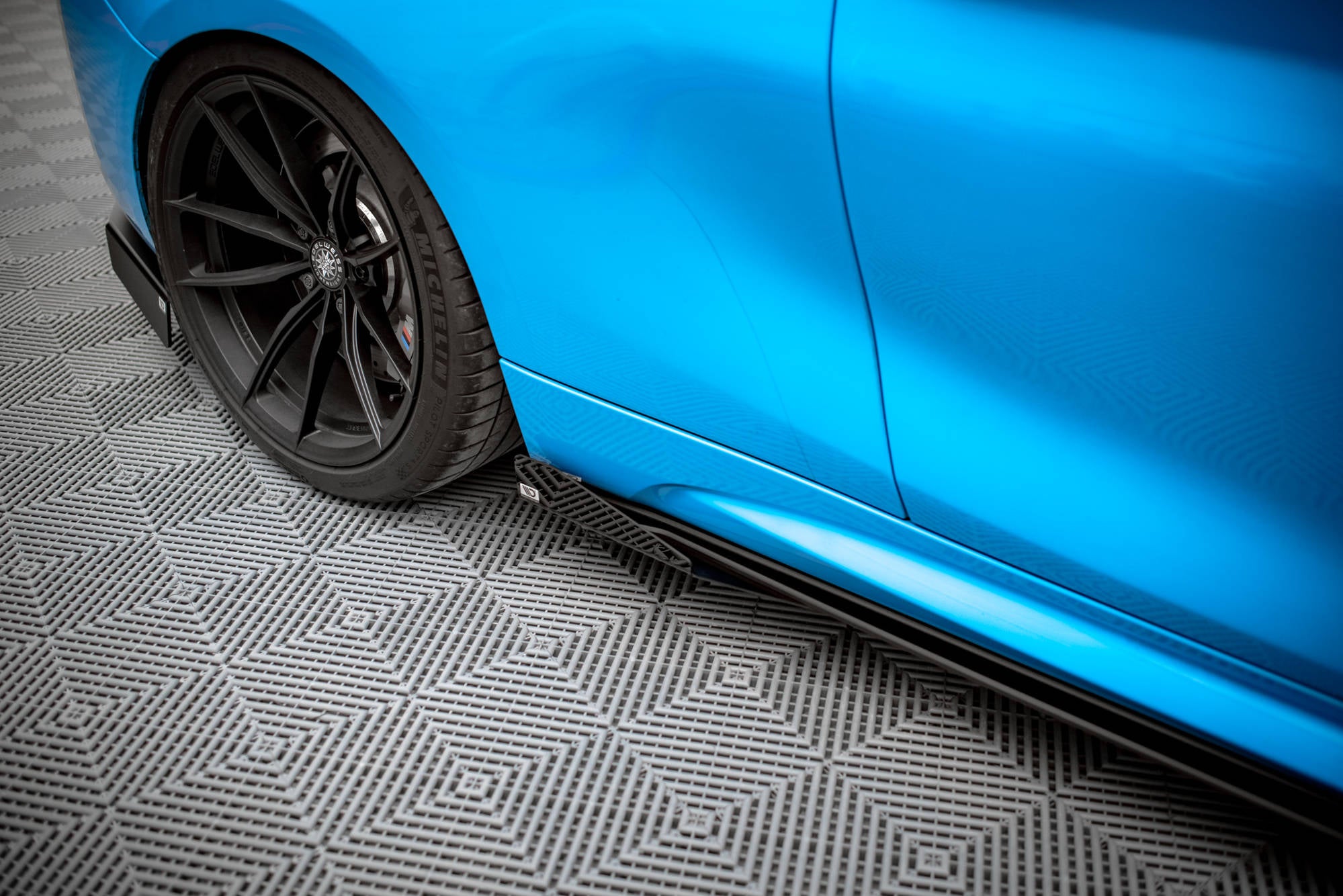 Street-Pro-Side-Skirts-Diffusers-+-Flaps-BMW-M2-F87-GB
