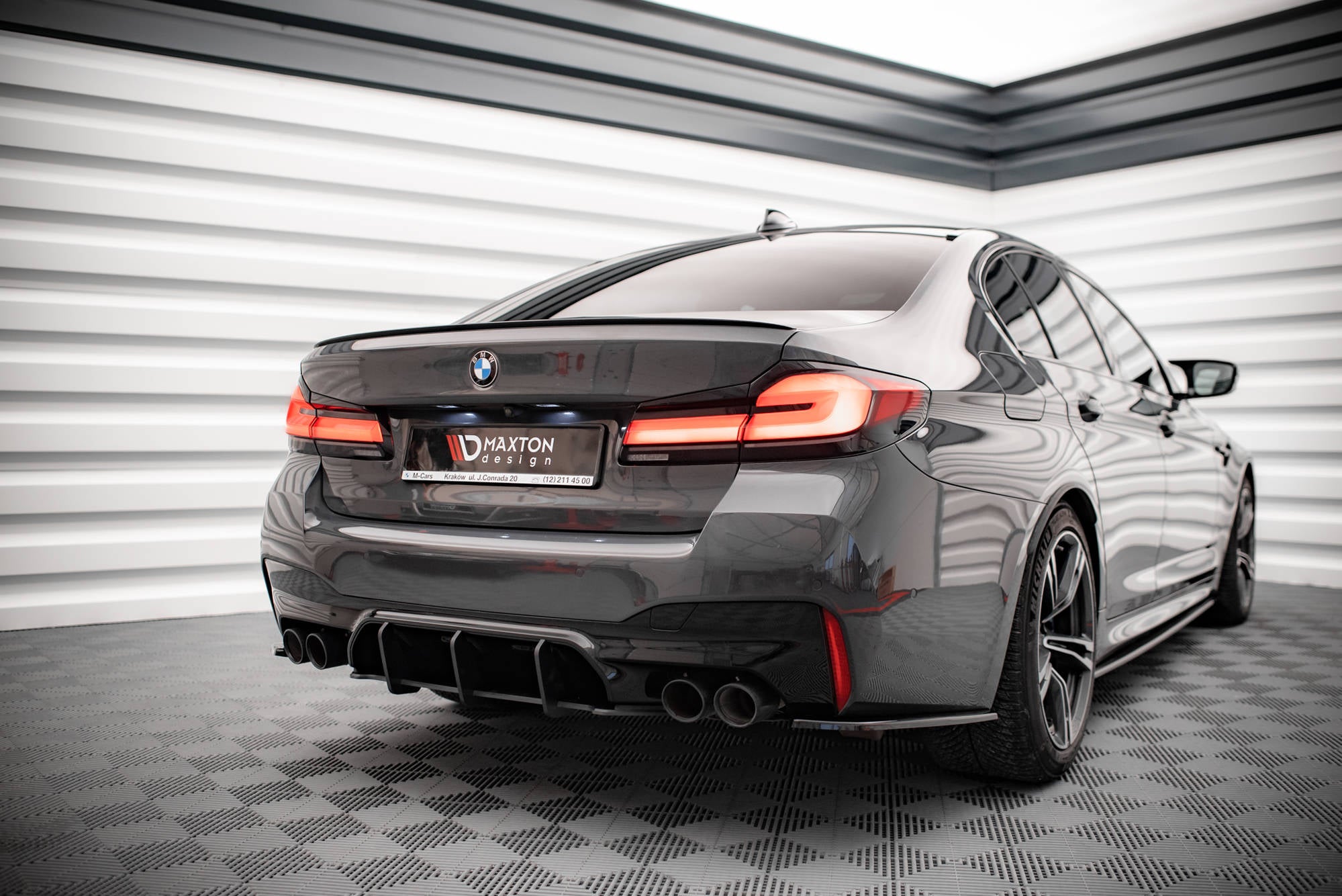 Street-Pro-Rear-Diffuser-BMW-M5-G90-Facelift-Red-Line