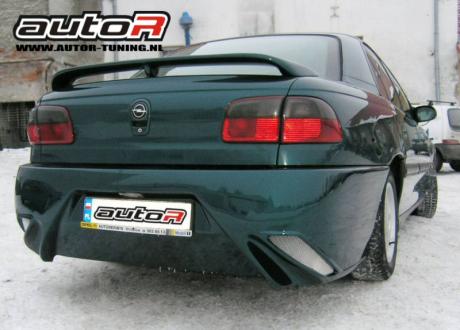 Opel-Omega-B-94-99-4D-Rearbumper-Lost-Boy-[AUTOR]