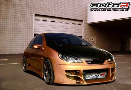 Peugeot-206-98-03-3D-Frontbumper-Hunter-[AUTOR]