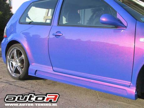 Volkswagen-Golf-IV-97-03-Sideskirts-Booster-[AUTOR]