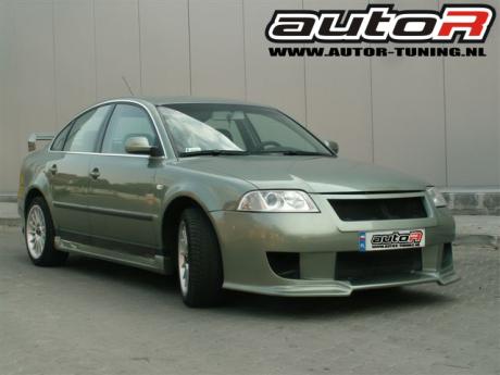 Volkswagen-Passat-01-05-4D-Frontbumper-Booster-[AUTOR]