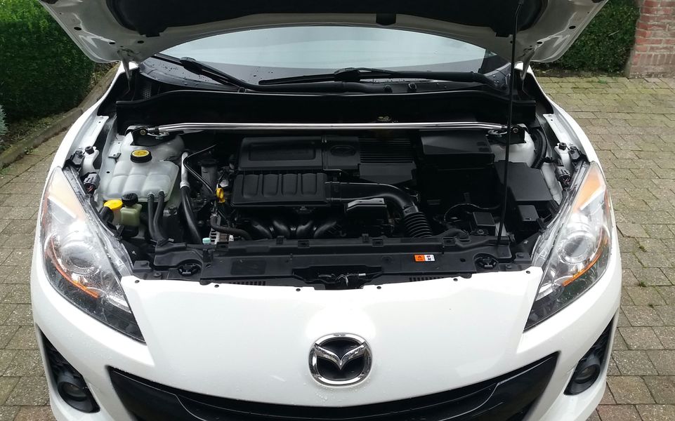 Mazda-3-Front-Upper-Strutbar-[SIX]