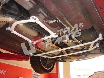 Mazda-RX8-UltraRacing-4-Point-Mid-Lower-Strutbar/Brace