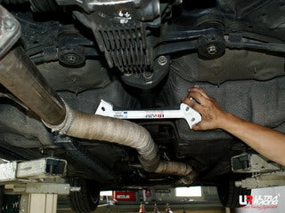 Toyota-Supra-MK-IV-93-98-UltraRacing-Mid-Lower-H-Brace-780