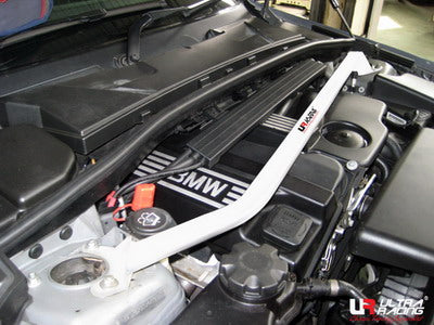 BMW-1-04-11-E87-(120i)-2.0-UltraRacing-Front-Upper-Strutbar