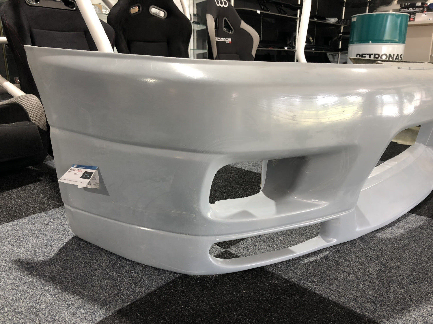 Nissan-Skyline-R33-SPEC-I-GTS-Frontbumper-GTR-Look-[AUTOR]