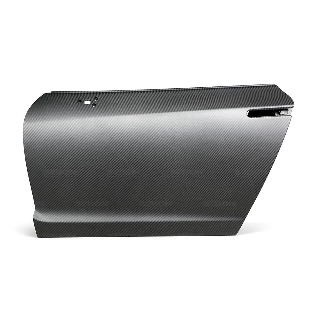 Nissan-GTR-R35-09-16-Seibon-DRY-Carbon-Doors