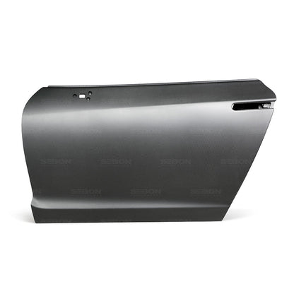 Nissan-GTR-R35-09-16-Seibon-DRY-Carbon-Doors