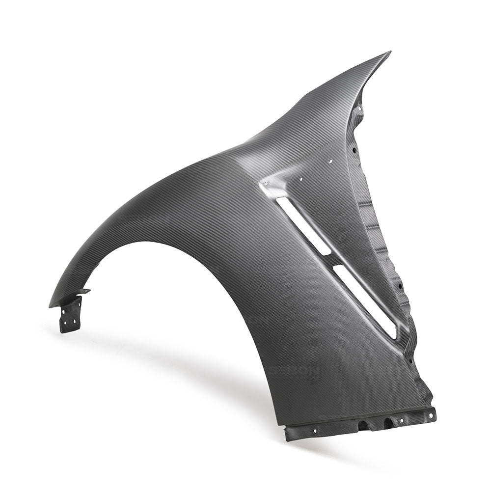 Nissan-GTR-R35-09-16-Seibon-OEM-DRY-Carbon-Fenders