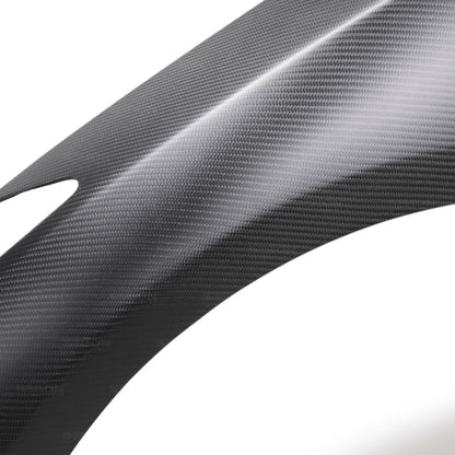 Nissan-GTR-R35-09-16-Seibon-OEM-DRY-Carbon-Fenders