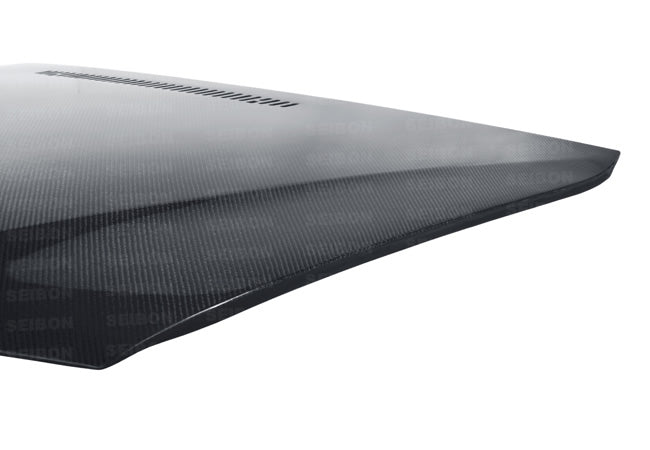 BMW-3-E46-4D-Facelift-02-06-Seibon-OEM-Carbon-Hood