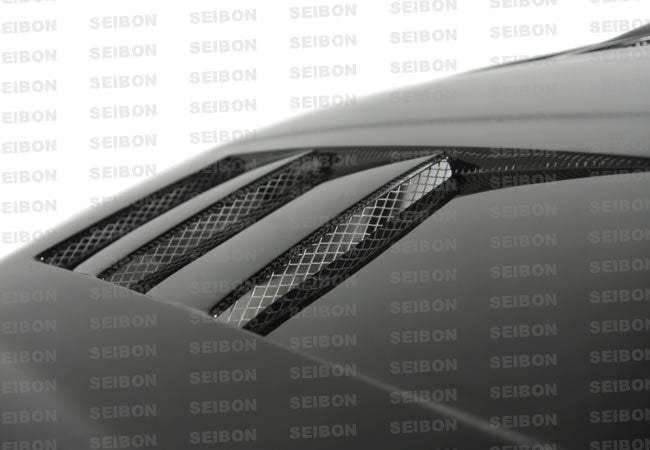 Infiniti-G35-4D-03-05-Seibon-TS-Carbon-Hood