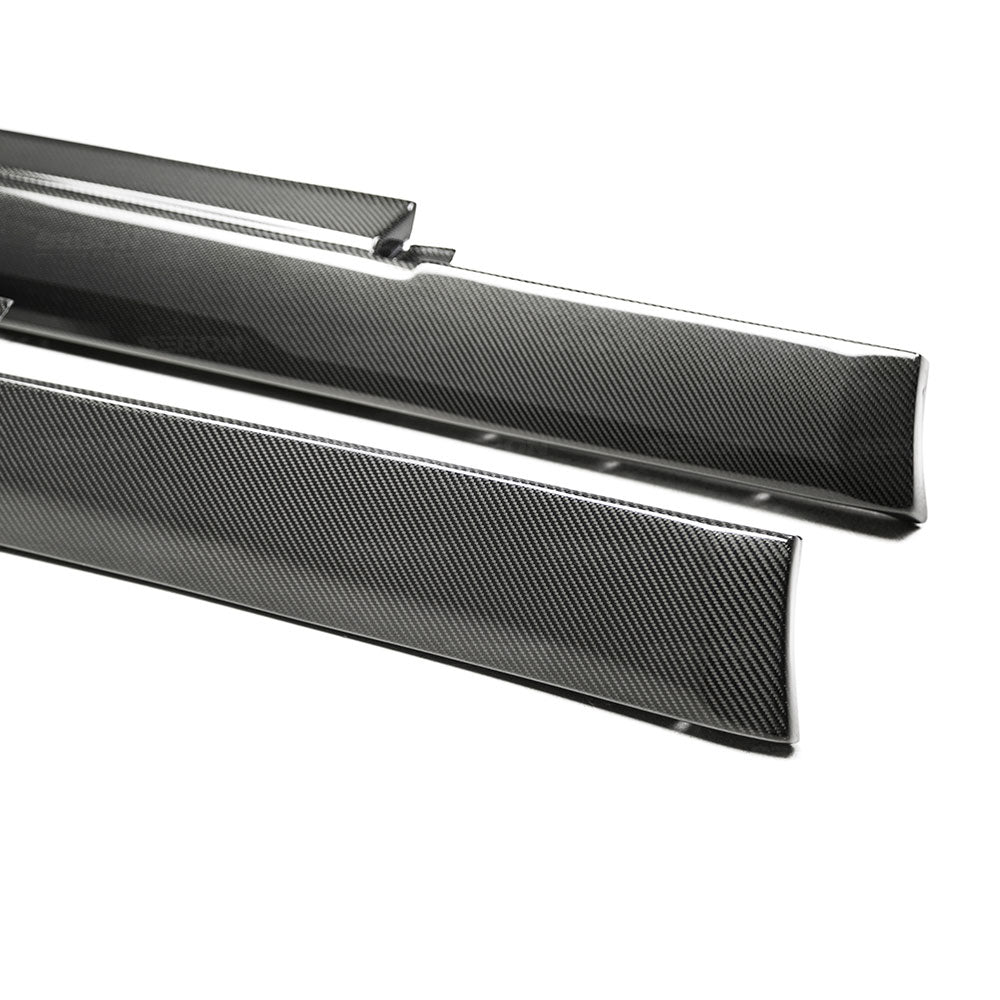 Nissan-GTR-R35-09-16-Seibon-OEM-Carbon-Sideskirts