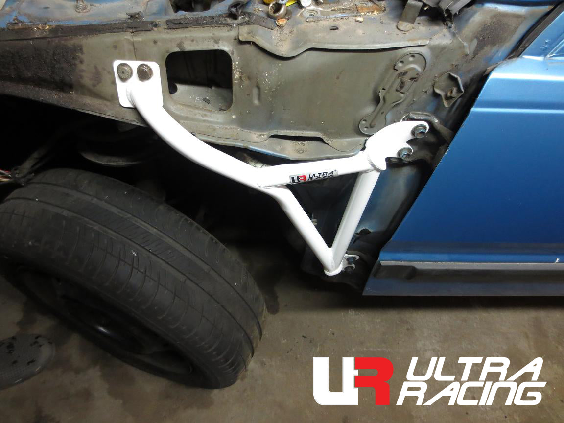 Toyota-Starlet-EP70/72-UltraRacing-3-Point-Fender-Brackets