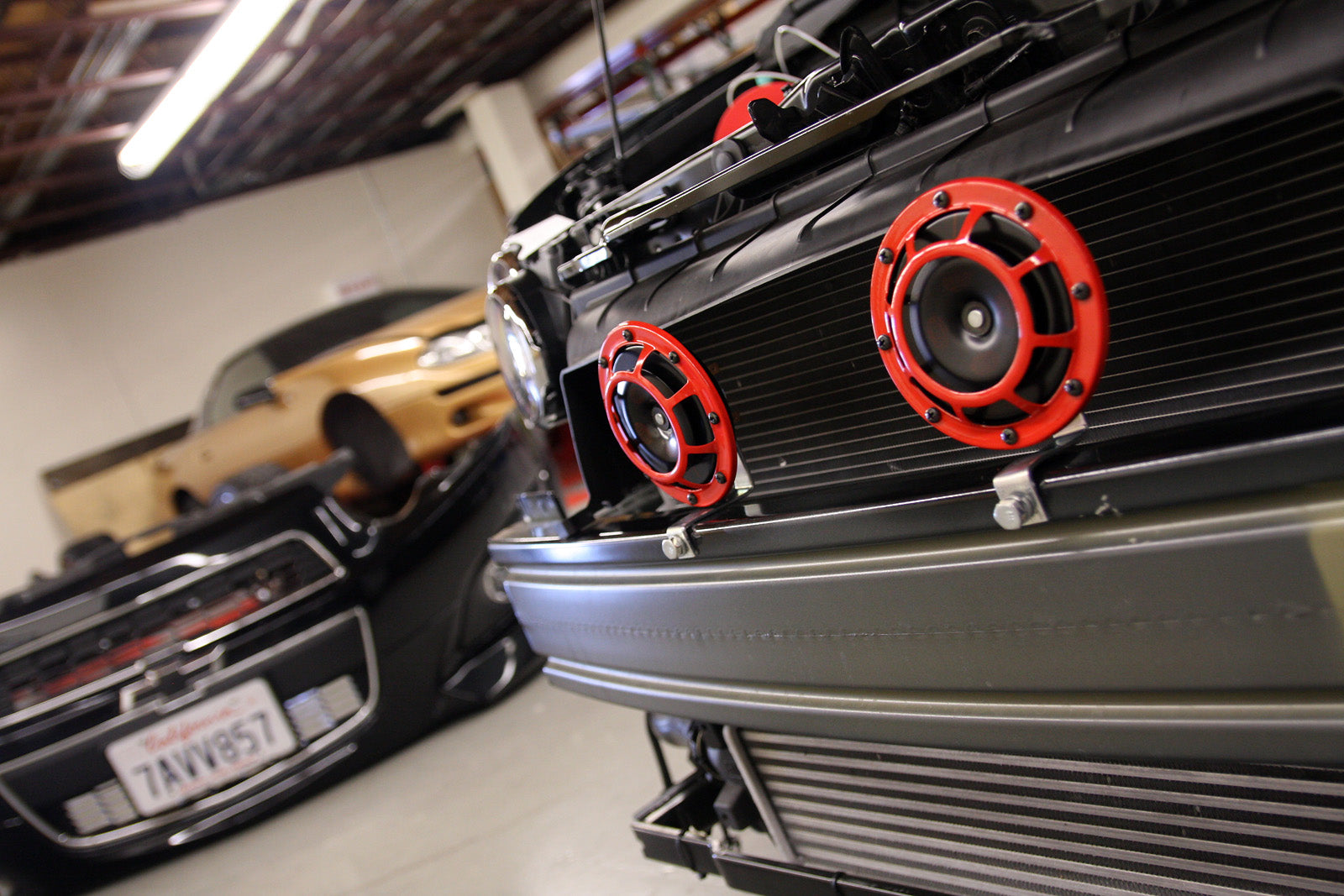 Hella-Supertone-Horn-Kit-RED-118dB-Set-of-2-incl-Relay