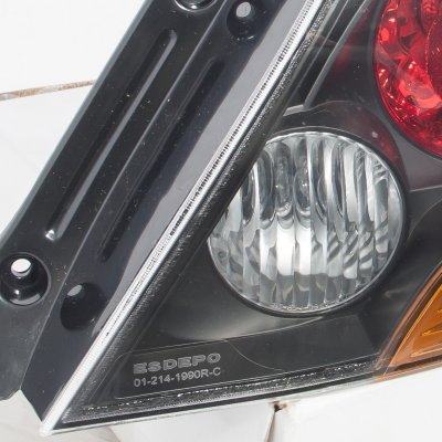 Mitsubishi-EVO-7/8/9-Black-Housing-EVO-IX-Look-Taillights