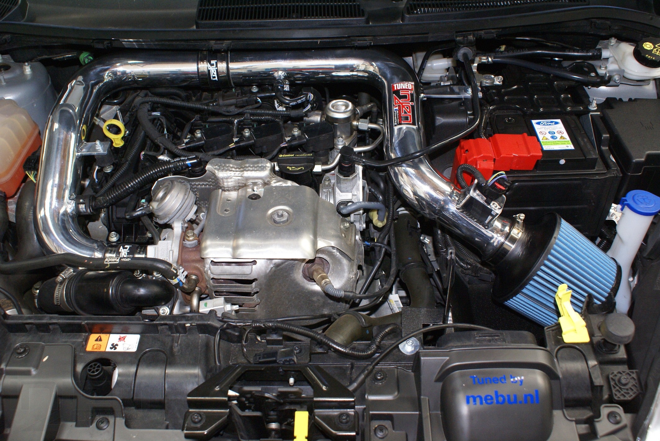 Ford-Fiesta-13+-1.0-Ecoboost-Ram-Air-Intake-Polished-[INJEN]