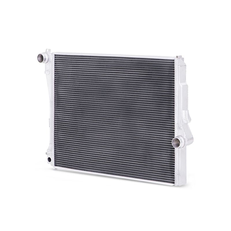 BMW-3-E46-99-06-Non-M-Automatic-Aluminium-Radiator-Mishimoto