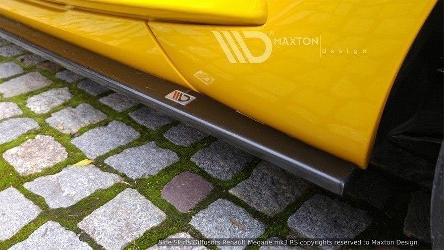 Side-Skirts-Diffusers-Renault-Megane-3-RS---Textured