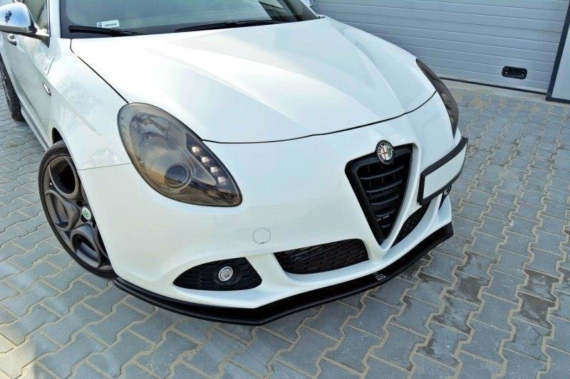 Front-Splitter-V.1-Alfa-Romeo-Giulietta---Textured