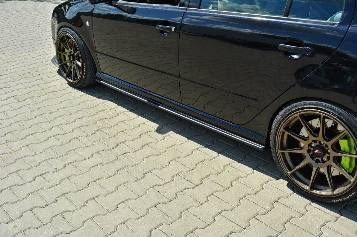 Side-Skirts-Diffusers-Skoda-Fabia-RS-MK1---Gloss-Black