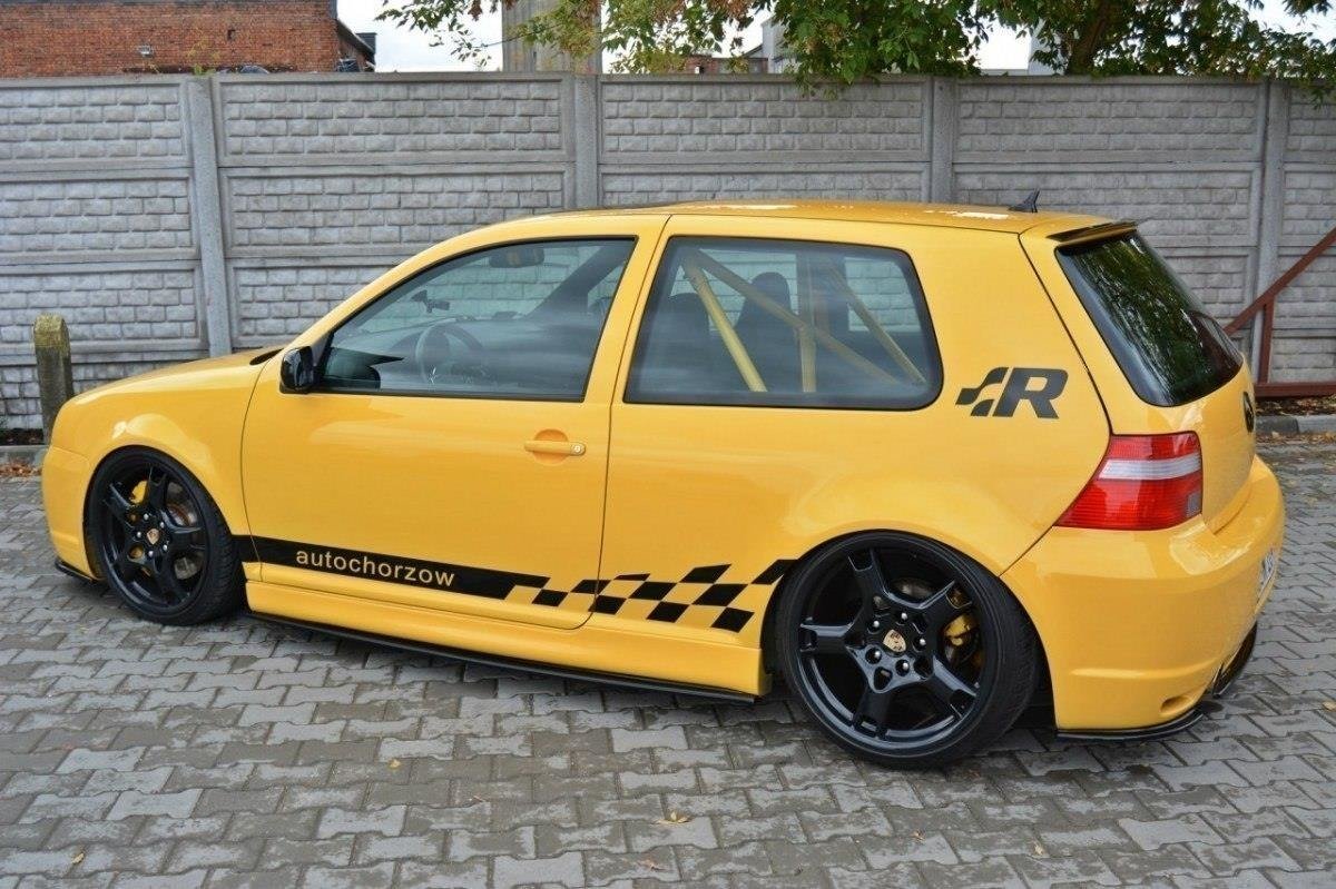 Side-Skirts-Diffusers-VW-Golf-Iv-R32---Gloss-Black