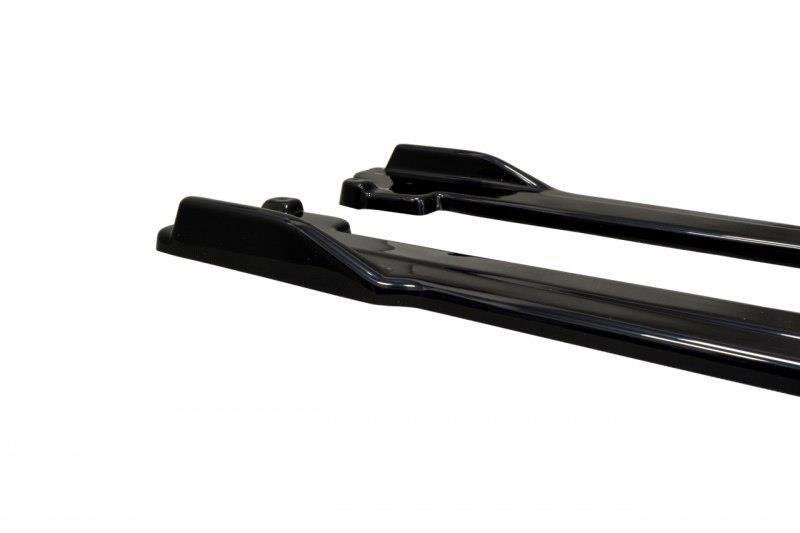 Side-Skirts-Diffusers-V.1-VW-Golf-7-R-/-R-Line-Facelift-GB