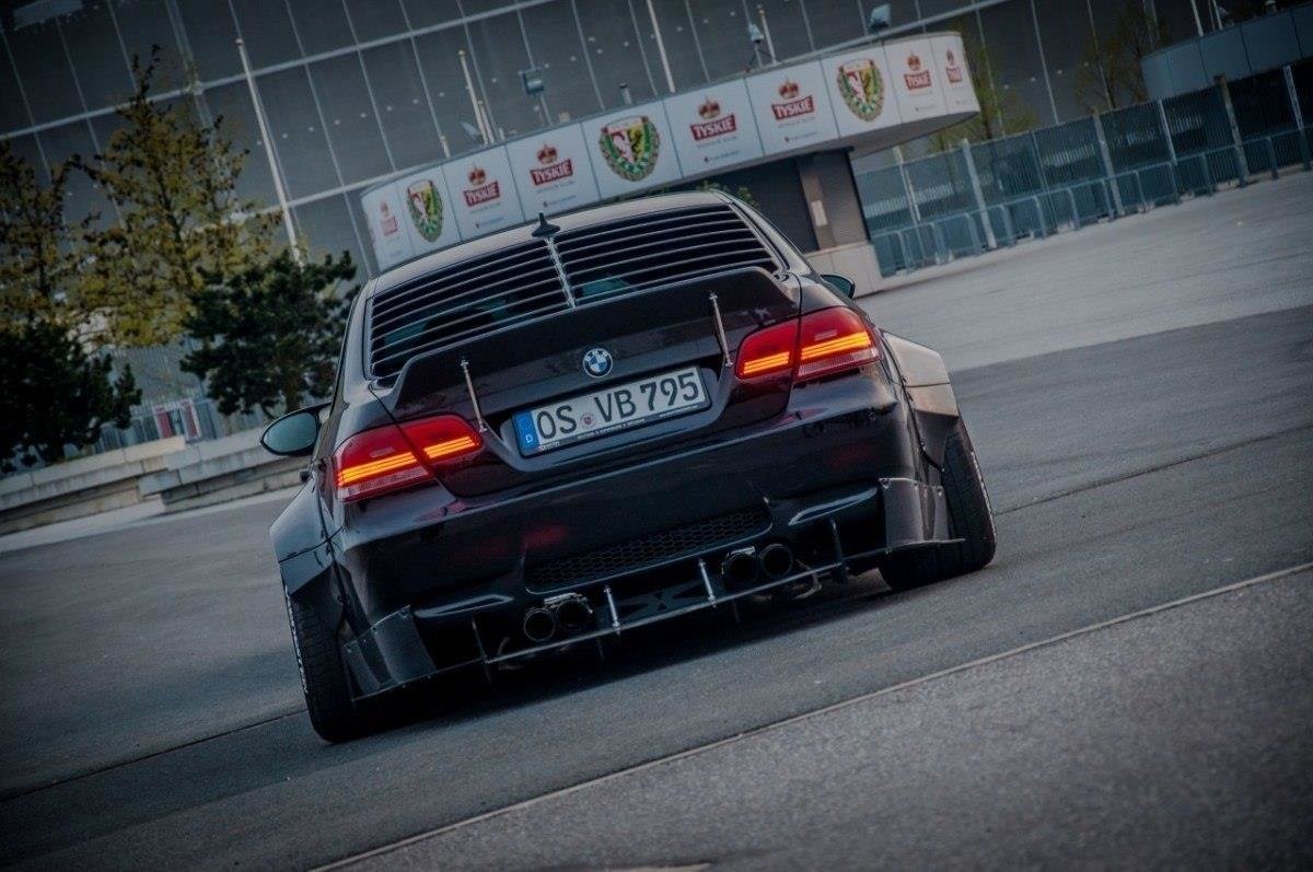 Ducktail-Spoiler-BMW-M3-E92---Not-Primed
