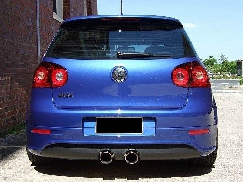 Valance-VW-Golf-V-R32-(With-2-Exhaust-Holes,-For-R32-Exhaust