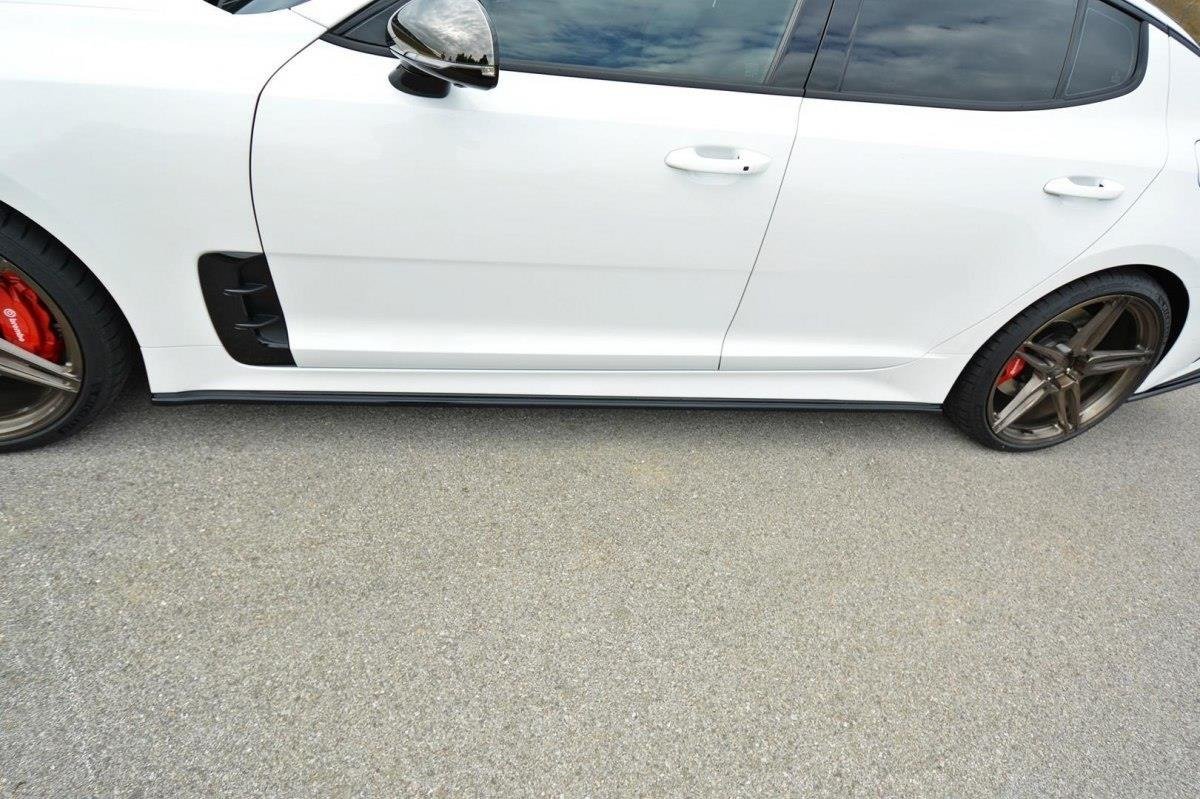 Side-Skirts-Diffusers-Kia-Stinger-GT---Gloss-Black