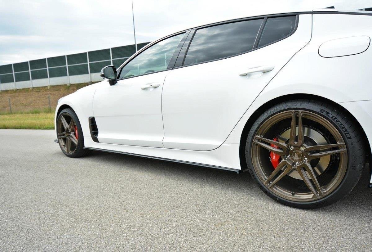 Side-Skirts-Diffusers-Kia-Stinger-GT---Gloss-Black