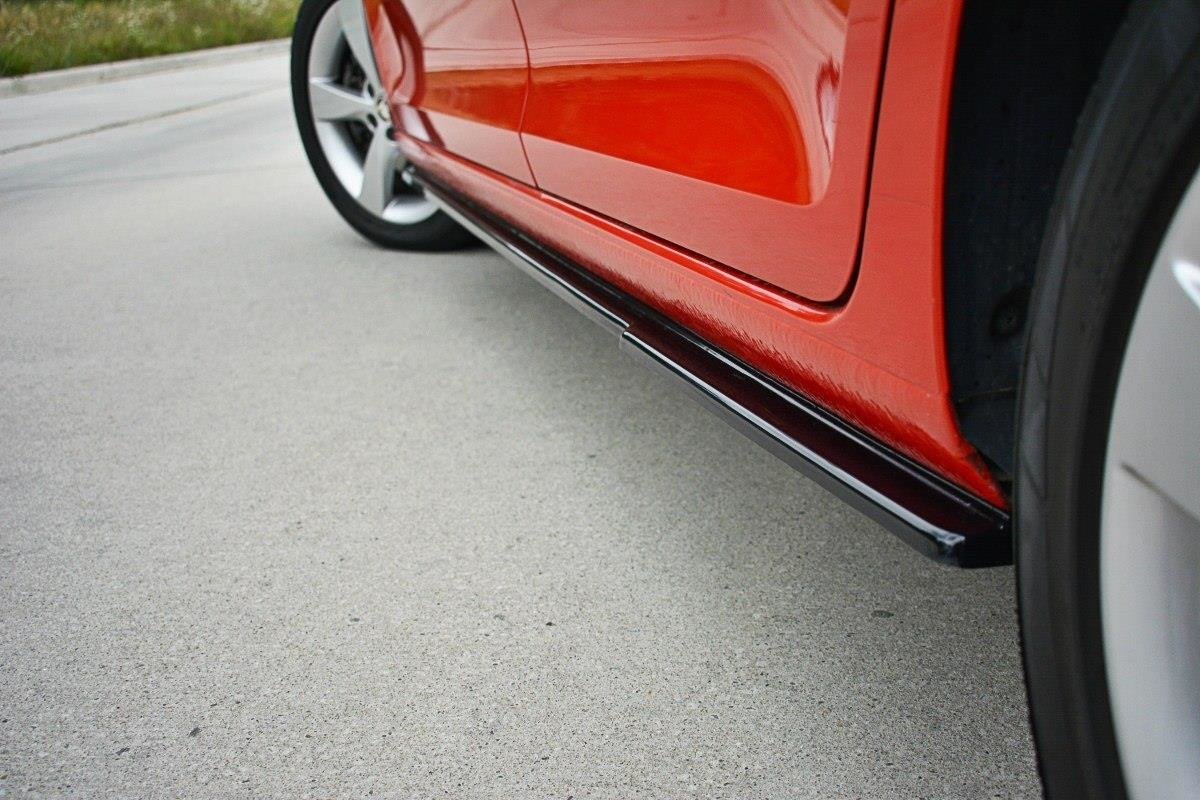Side-Skirts-Diffusers-Skoda-Rapid---Gloss-Black