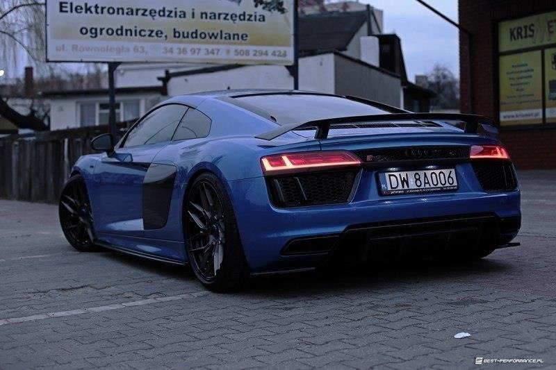 Side-Skirts-Diffusers-Audi-R8-MK.2---Gloss-Black