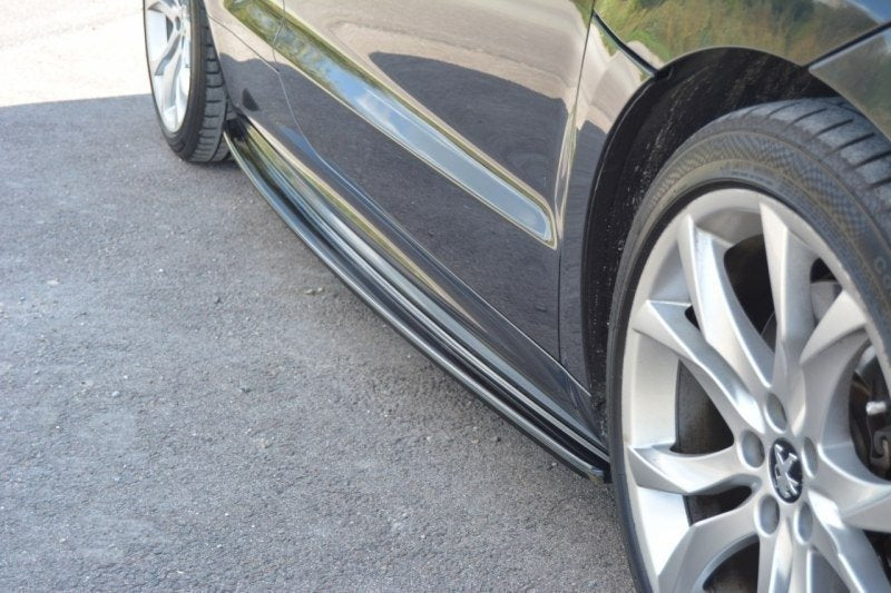 Side-Skirts-Diffusers-Peugeot-RCZ---Gloss-Black