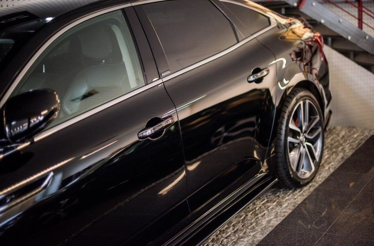 Side-Skirts-Diffusers-Renault-Talisman---Gloss-Black
