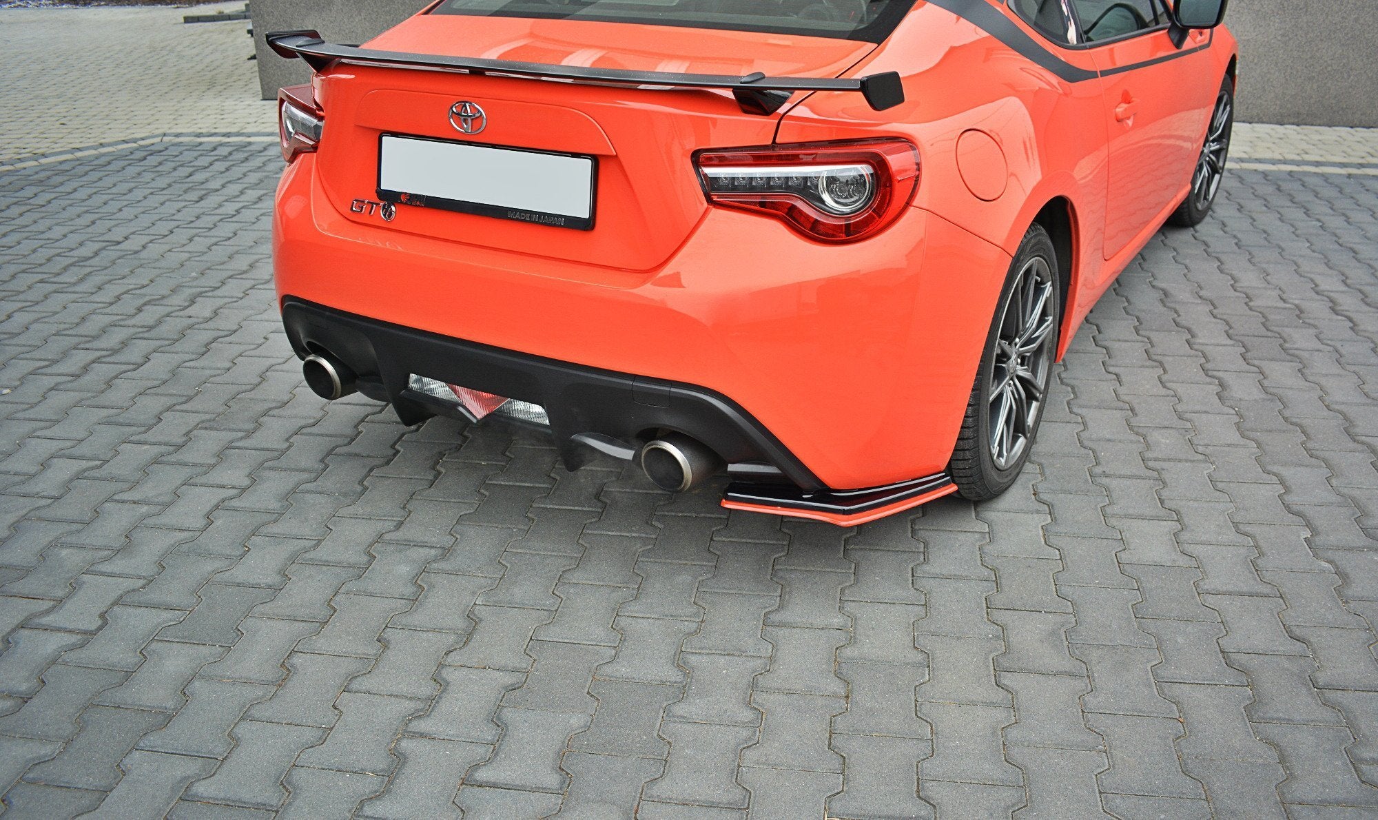 Rear-Side-Splitters-V.2-Toyota-GT86-Facelift---Gloss-Black