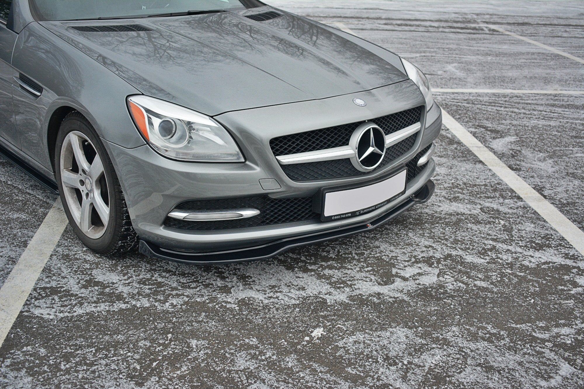 Front-Splitter-V.1-Mercedes-SLK-R172---Gloss-Black