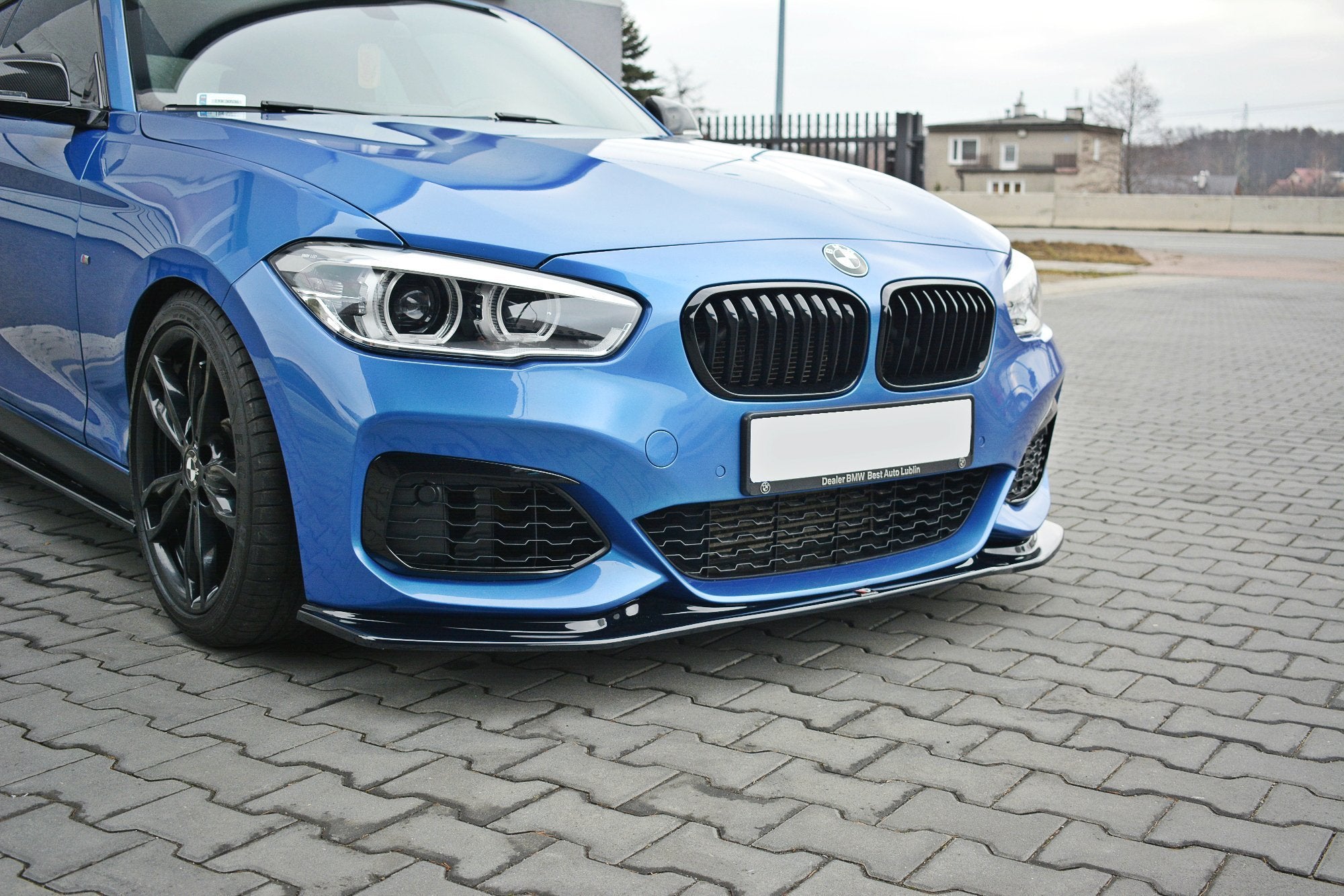 Front-Splitter-V.3-BMW-1-F20/F21-M-Power---Gloss-Black