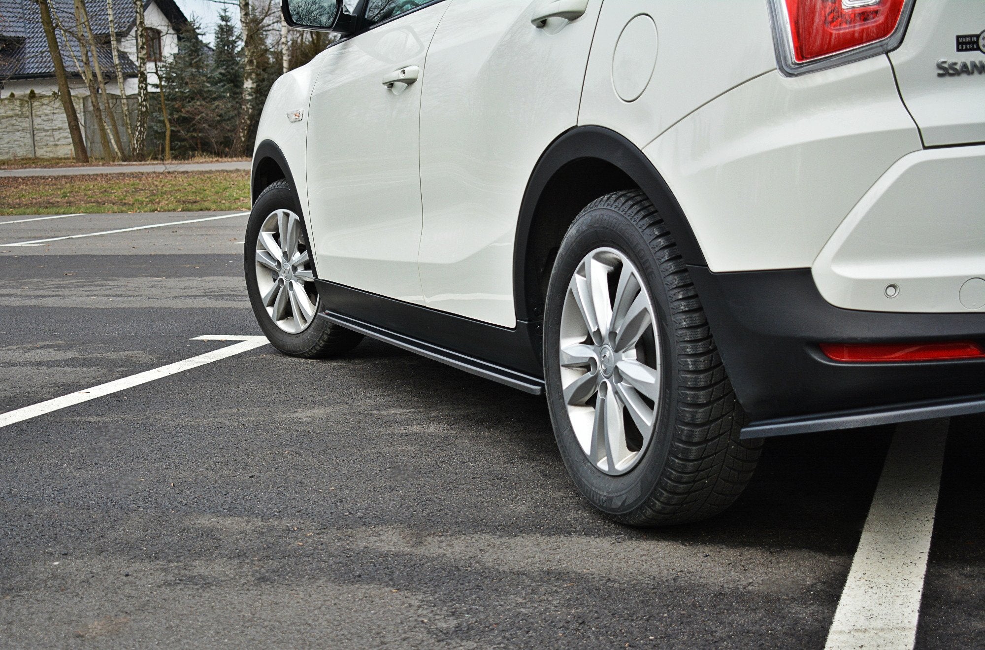 Side-Skirts-Diffusers-Ssangyong-Tivoli---Gloss-Black