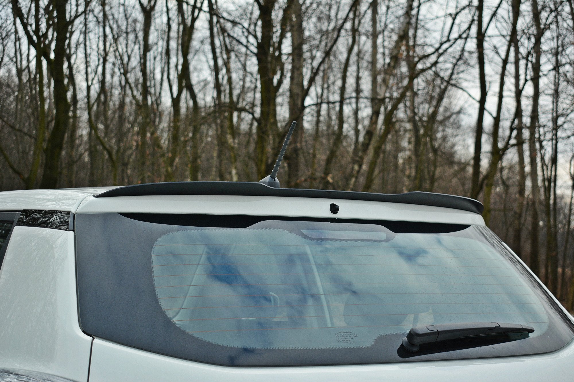 Spoiler-Cap-Ssangyong-Tivoli---Gloss-Black
