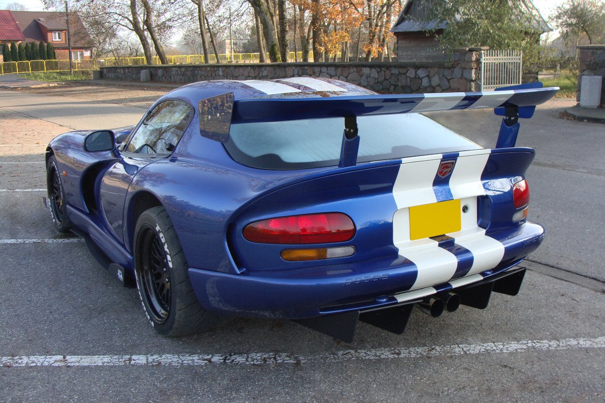 Rear-Diffuser-Dodge-Viper-GTs