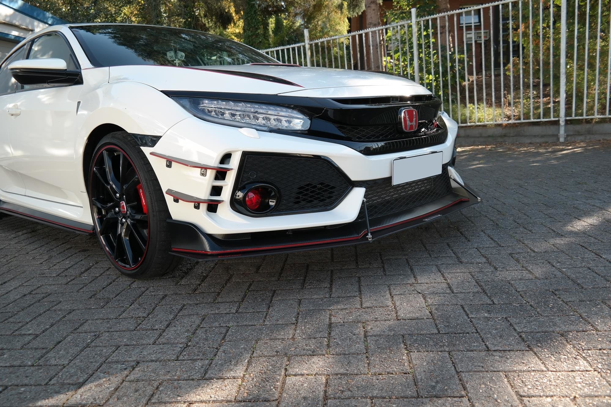 Front-Racing-Splitter-V.1-Honda-Civic-X-Type-R