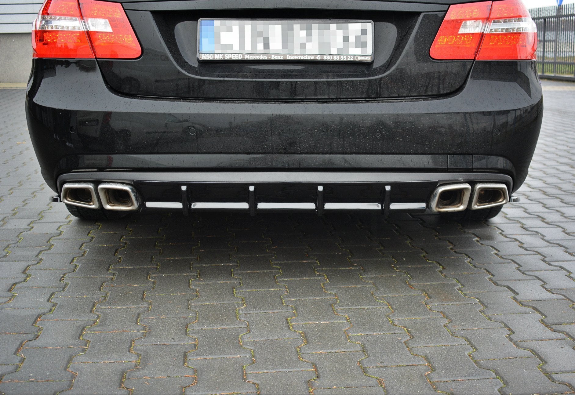 Rear-Valance-Mercedes-Benz-E63-AMG-W212---Textured